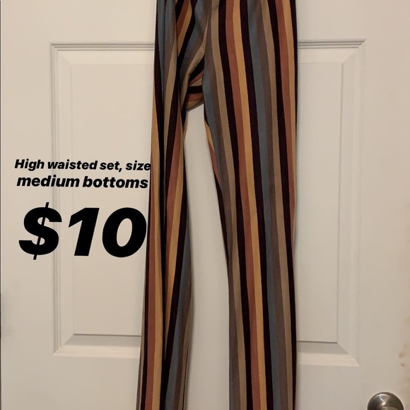 Set - Picture 2 of 2